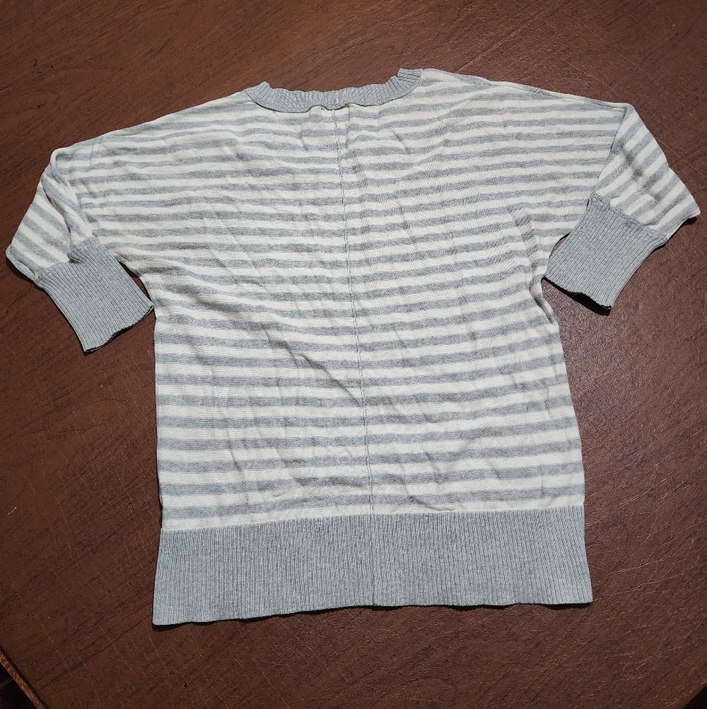 Striped V-Neck Sweater - Picture 6 of 6